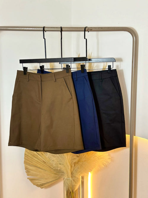 Bermuda Manu - My Closet Jack
